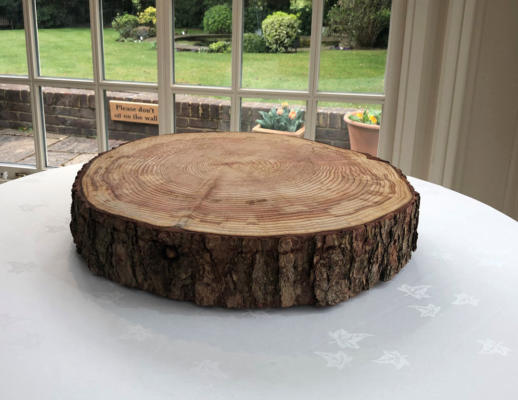 03 Wooden Cake Stand